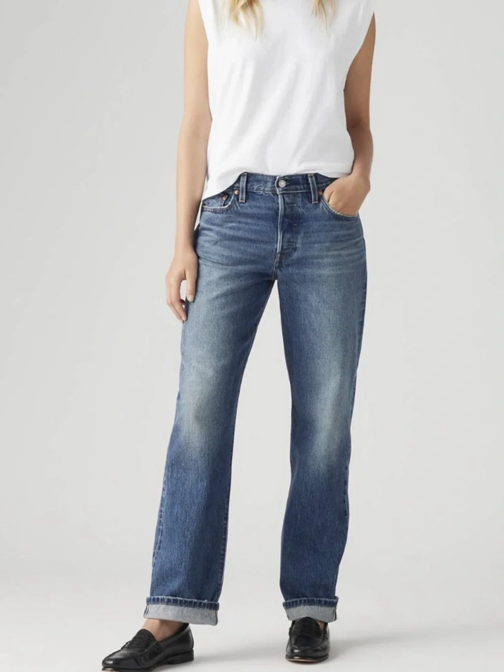 Levis 501 90’s Selvedge Denim Jeans Get on Board Medium Wash Size 29x30 NWT - Picture 1 of 14